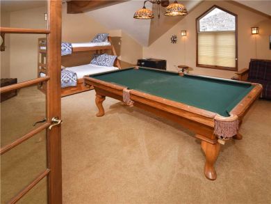 West Vail 4 plus Loft Vacation Home with a Game room West Vail 4 plus Loft Vacation Home with a Game room